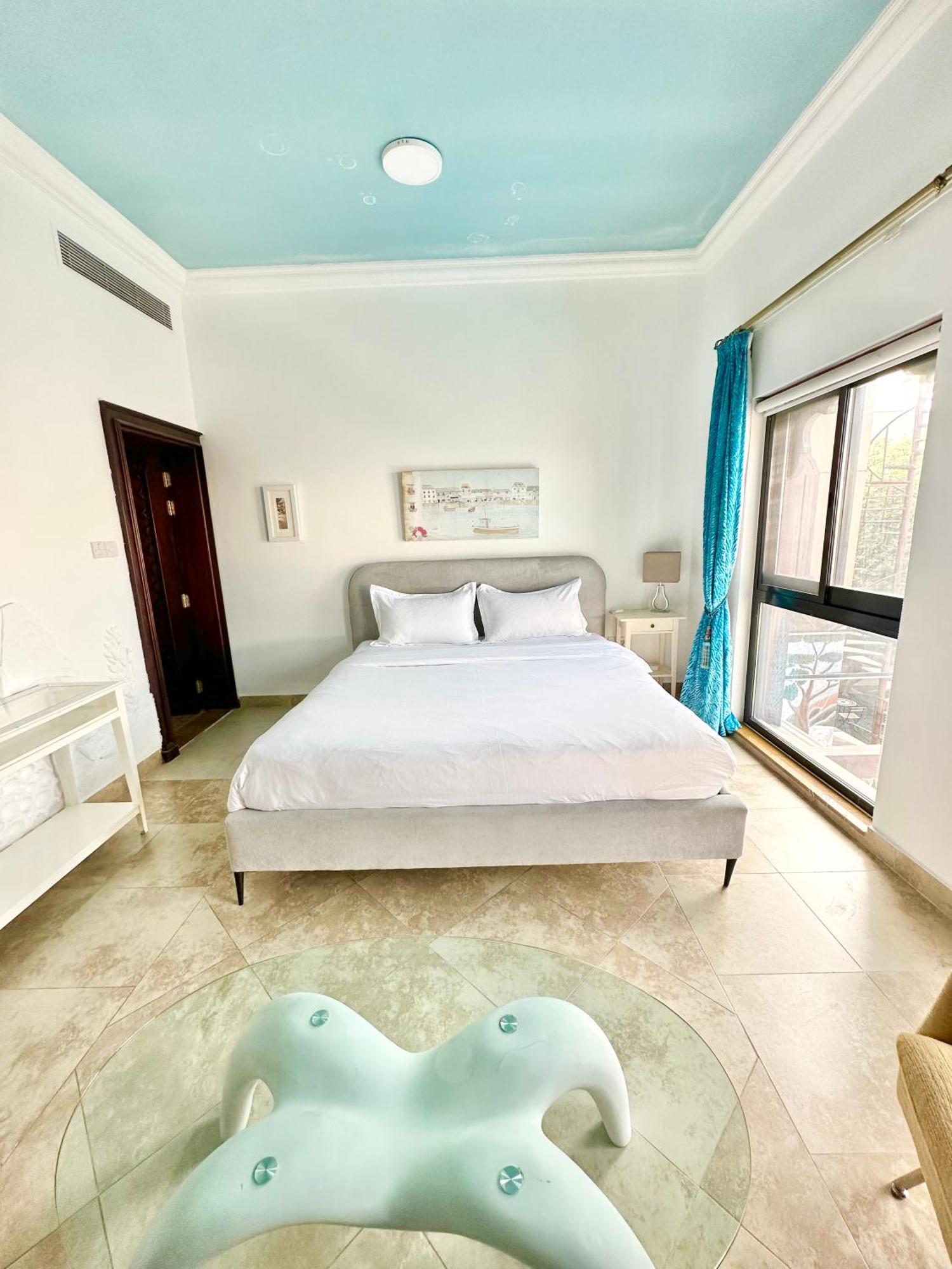 Dari Hotel Dubai Exterior photo